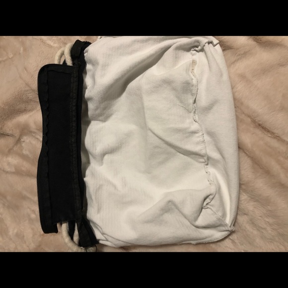 New Balance tote - Picture 9 of 11